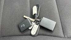 Volvo Xc40 2.0 T4 Momentum 5dr AWD Geartronic Petrol Estate